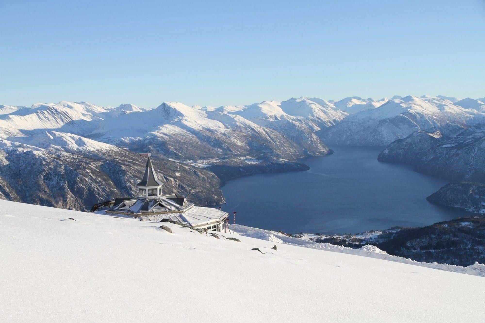 Dreges Hotell - By Classic Norway Hotels Stranda  Exterior photo