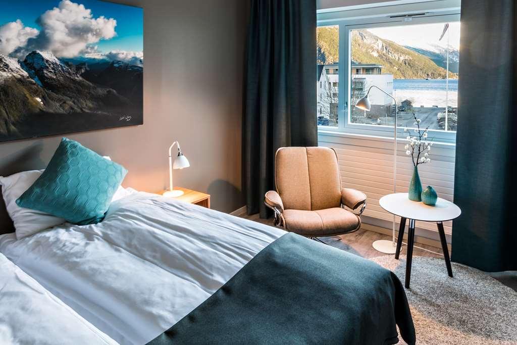 Dreges Hotell - By Classic Norway Hotels Stranda  Room photo